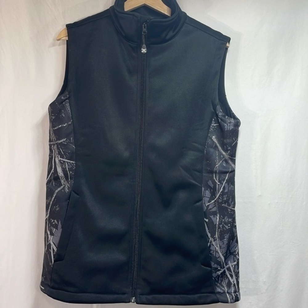 🛀 Moonshine Camo vest